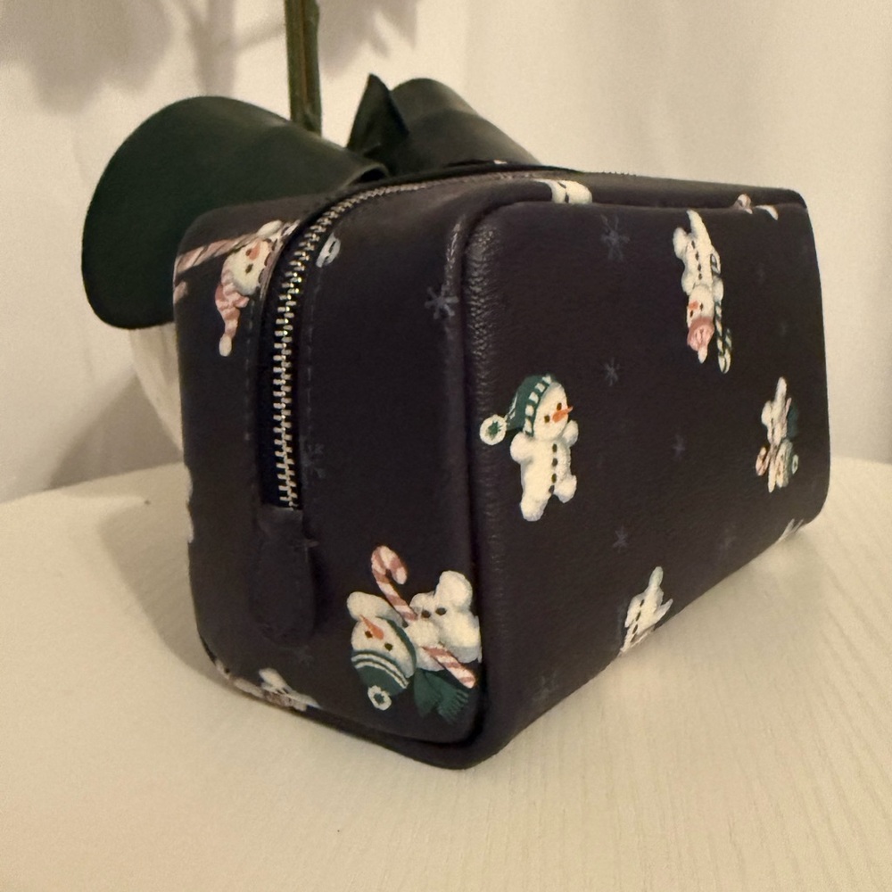 Coach Small Boxy Cosmetic Case Snowman Print Midnight Multi C7408 NWOT - Picture 4 of 5
